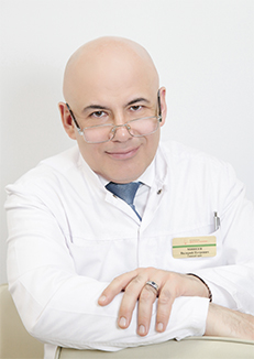 Главный врач клиники Минеев Валерий Петрович